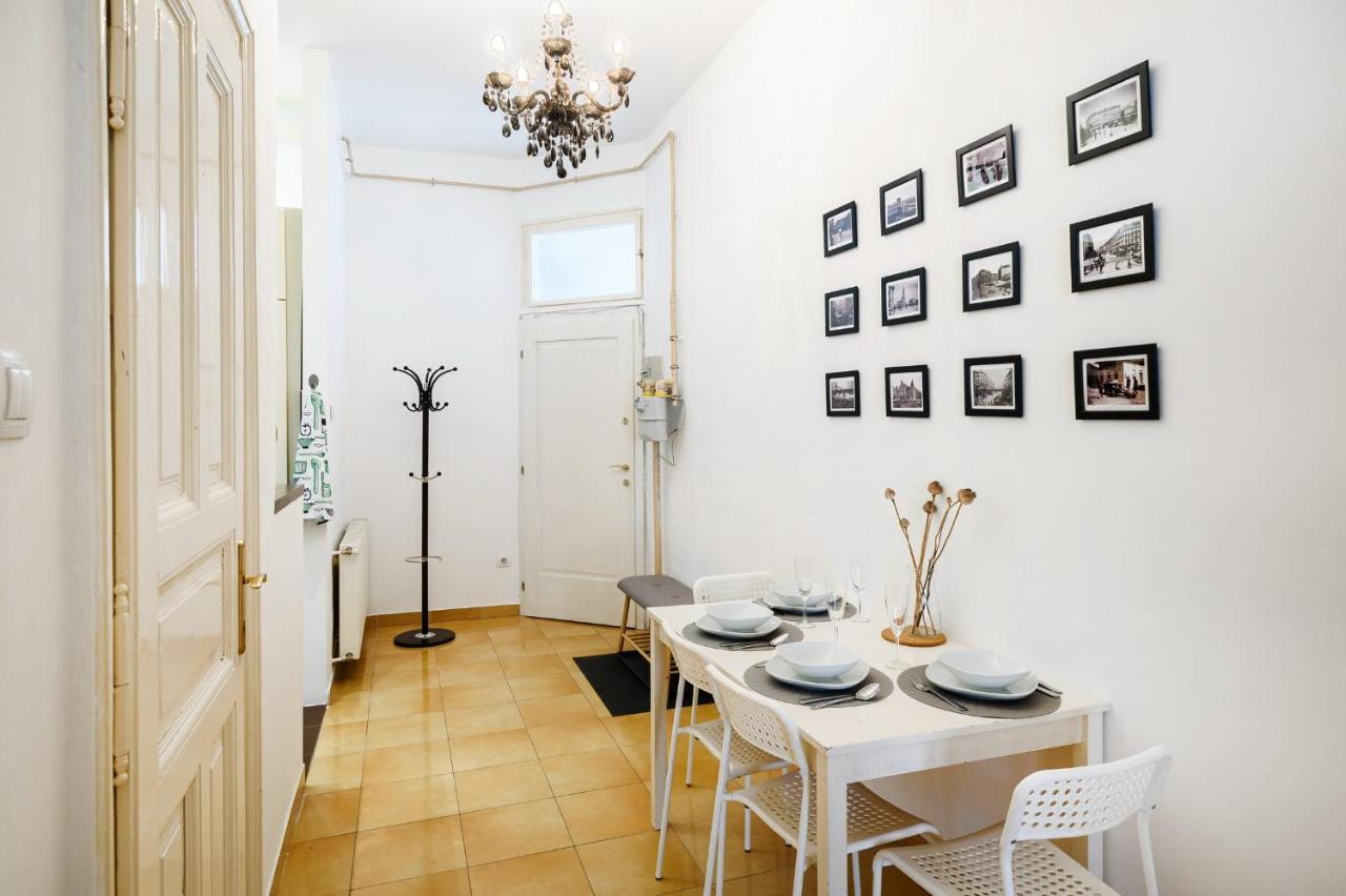 בודפשט Spacious & Serene Downtown Home With Free Parking מראה חיצוני תמונה